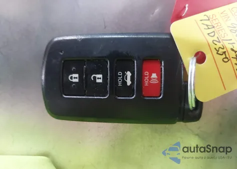 2013 Toyota Avalon Xle Touring z USA, uszkodzony, nr VIN 4T1BK1EB7DU029802